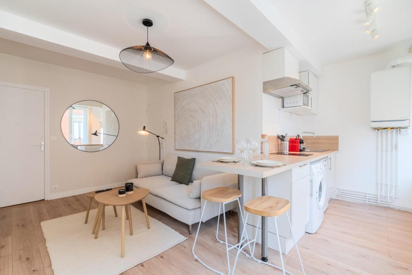 Beautiful Renovated Appart In The Center Of Lilla Esterno foto