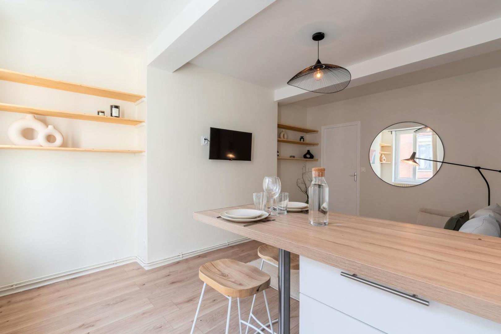 Beautiful Renovated Appart In The Center Of Lilla Esterno foto