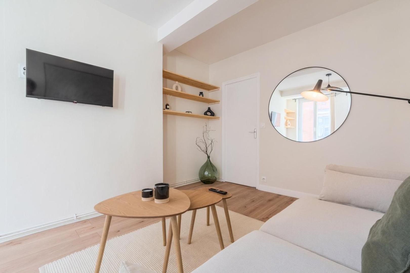 Beautiful Renovated Appart In The Center Of Lilla Esterno foto